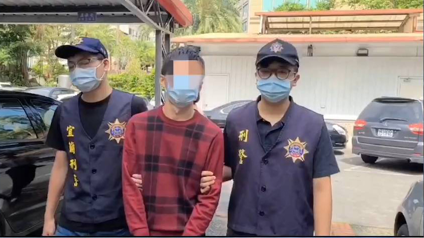 太歲頭上動土！搶警所旁銀樓犯嫌10分鐘內落網 - https://www.watchmedia01.com