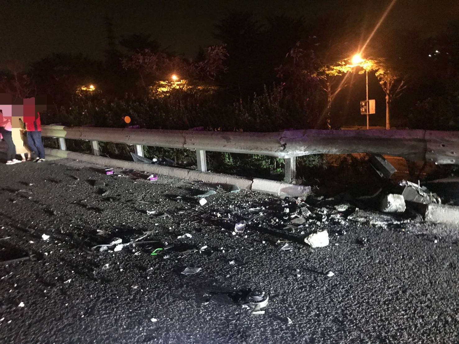 影／國道1號北斗路段六車連環撞　一噴飛至車道慘死 - https://www.watchmedia01.com