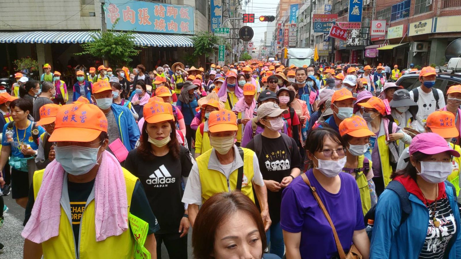 影／半線鄉親恭迎大甲媽、白沙屯媽　這醫院還拜醫療媽 - https://www.watchmedia01.com
