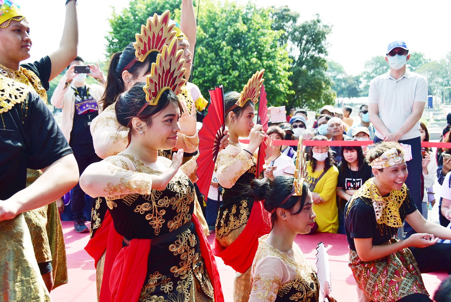 影／創新教材！明道大學農業生展創意　千萬農機喜迎媽祖 - https://www.watchmedia01.com