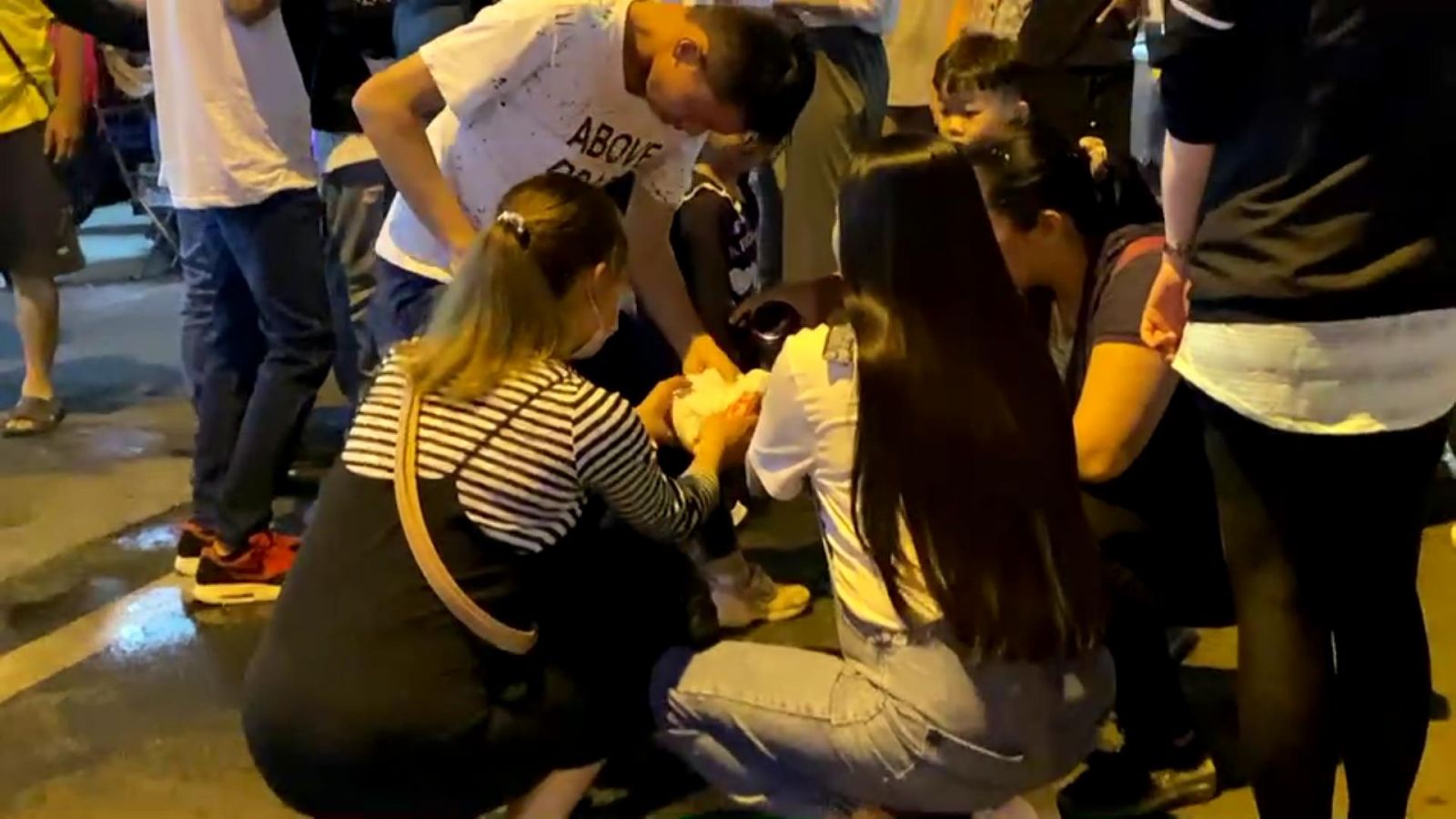 影／大甲媽祖遶境彰化也傳格鬥賽　警方噴辣椒水制止 - https://www.watchmedia01.com
