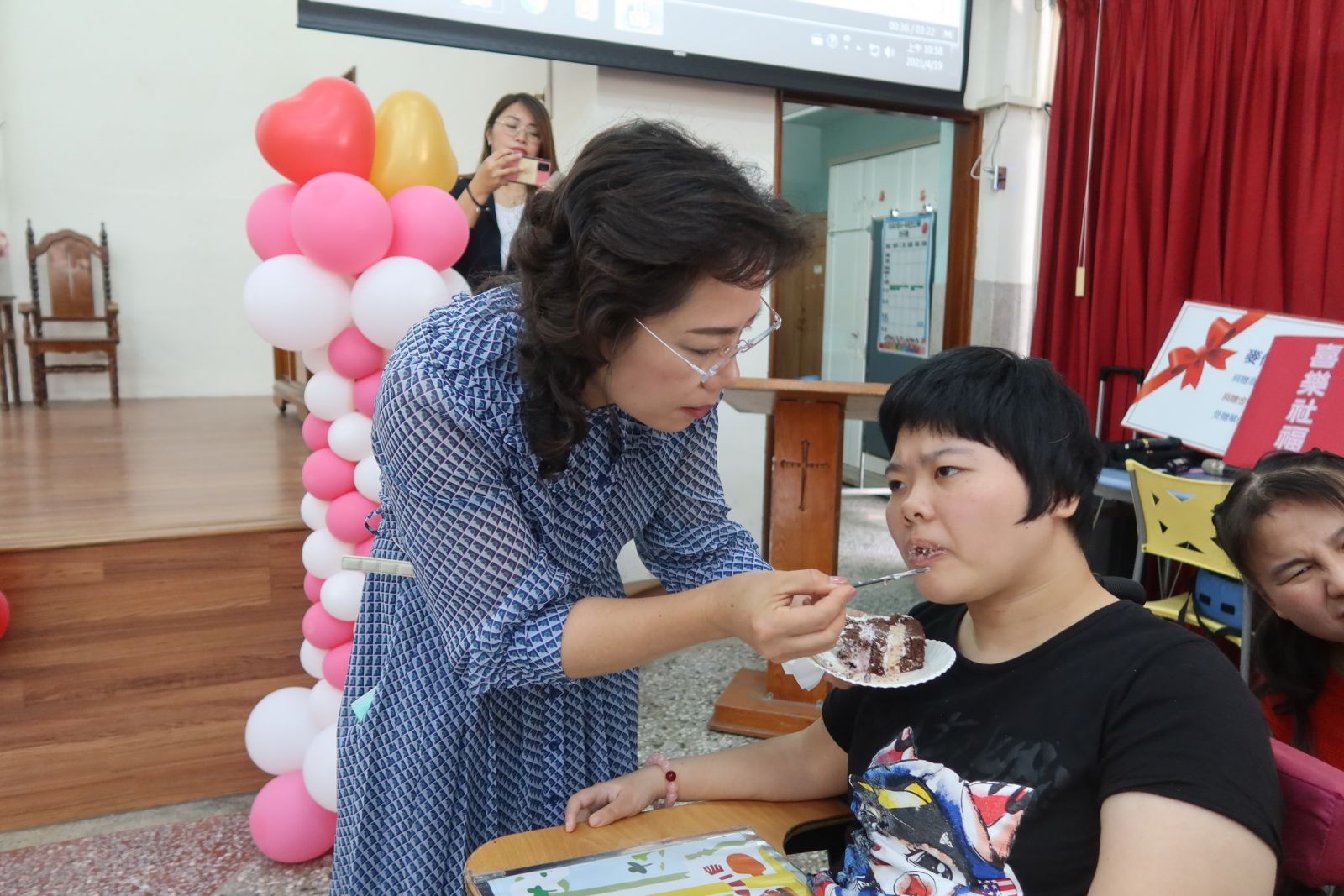 影／鬼滅之刃造型蛋糕　麥仕佳甜蜜為喜憨兒歡慶生日 - https://www.watchmedia01.com
