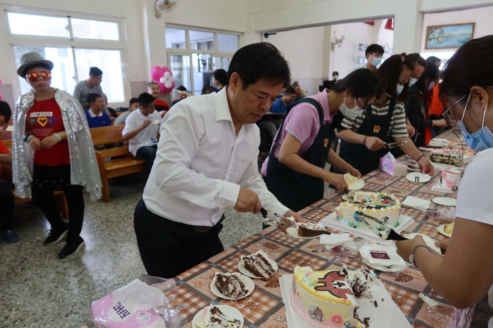 影／鬼滅之刃造型蛋糕　麥仕佳甜蜜為喜憨兒歡慶生日 - https://www.watchmedia01.com