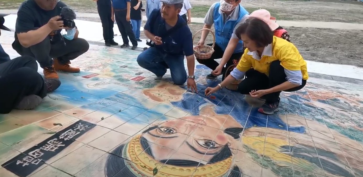 「宜蘭清明上河圖」現身宜蘭河畔 巨幅陶雕壁畫細說百年歷史 - https://www.watchmedia01.com