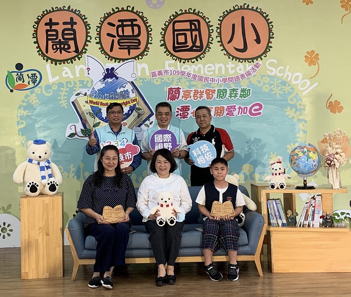 慶祝世界閱讀日 黃敏惠感謝團隊讓閱讀教育越來越精彩 - https://www.watchmedia01.com