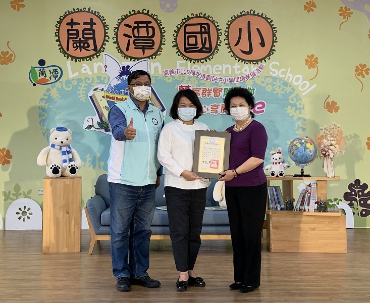 慶祝世界閱讀日 黃敏惠感謝團隊讓閱讀教育越來越精彩 - https://www.watchmedia01.com