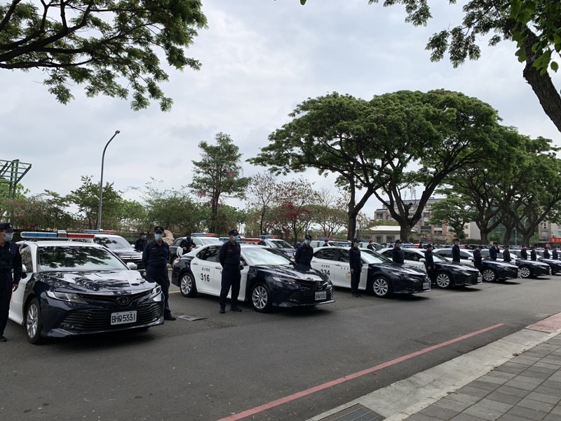 不法份子小心了 嘉縣警購新車翁章梁期許發揮效果打擊犯罪 - https://www.watchmedia01.com