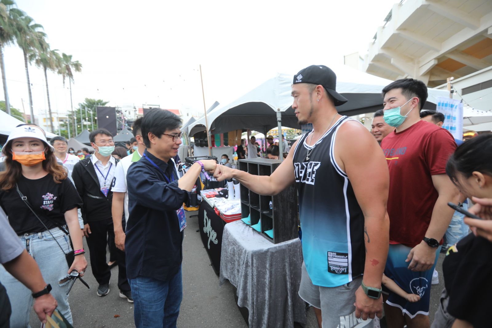 最潮滑板節嘻哈登場 陳其邁樂當板男支持滑板運動 - https://www.watchmedia01.com