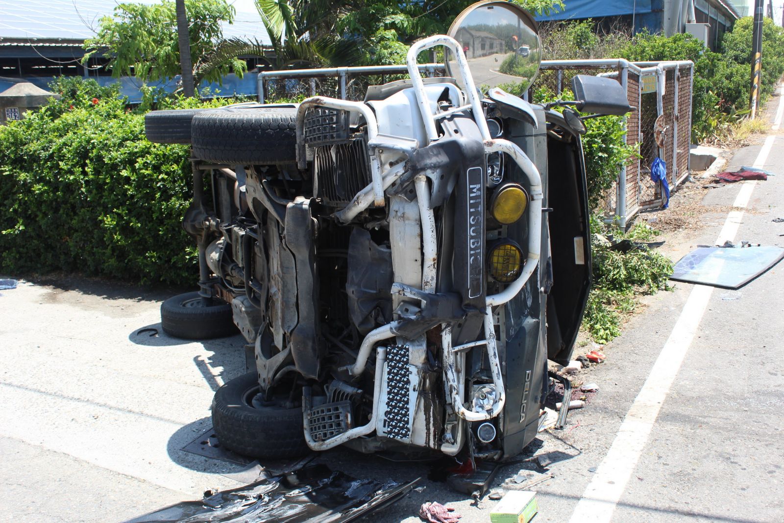 影／悲傷母親節！芳苑鄉廂型車和自小客車對撞釀一死五傷 - https://www.watchmedia01.com