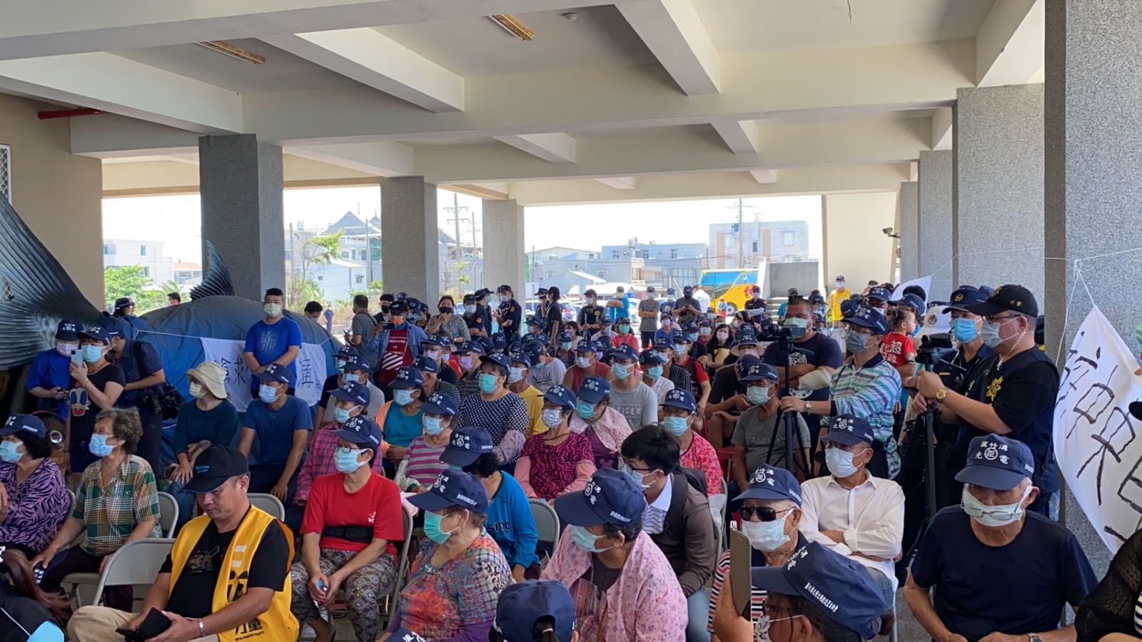 影/台南蘆竹溝居民反對光電設置 議員痛批黃偉哲是「種電市長」 - https://www.watchmedia01.com