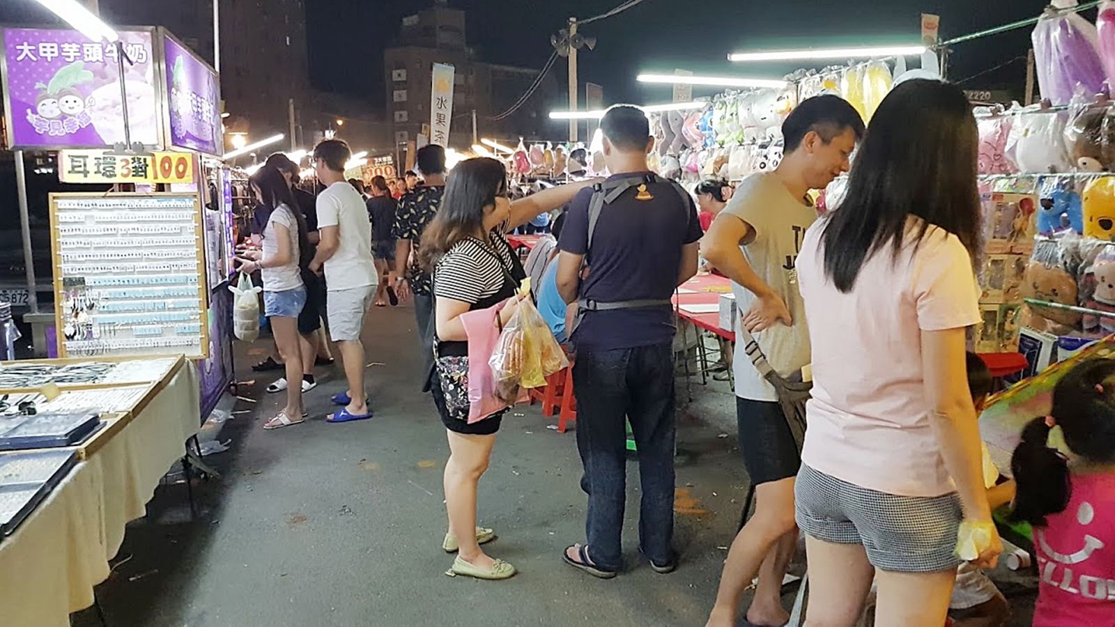 影／疫情急遽升溫夜市暫停營業　彰化強化人流管制 - https://www.watchmedia01.com