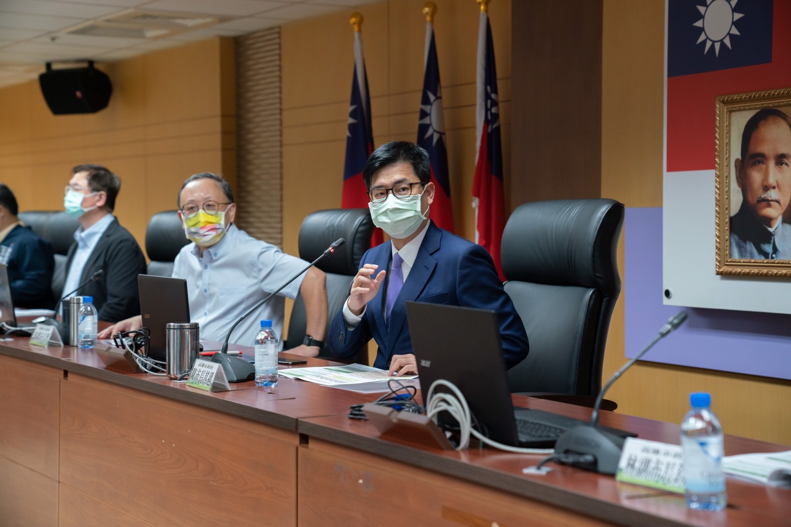 快訊／全台暴增180確診本土病例 南臺灣高雄市進入準三級警戒 - https://www.watchmedia01.com