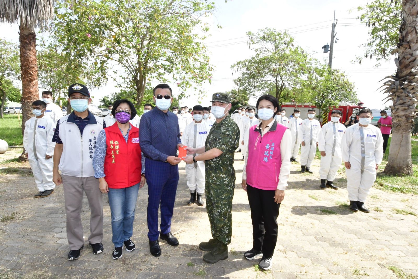 影／國軍支援重點區域消毒　守護國人健康 - https://www.watchmedia01.com