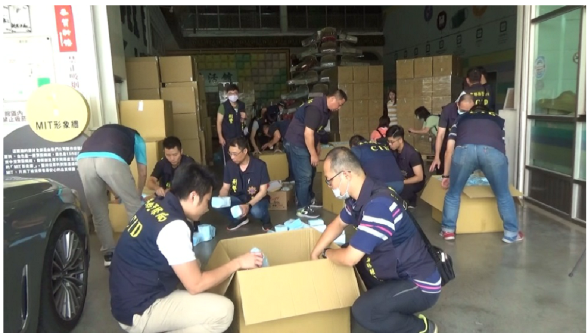 影／雲林檢警查獲違法借名製造醫療口罩 - https://www.watchmedia01.com