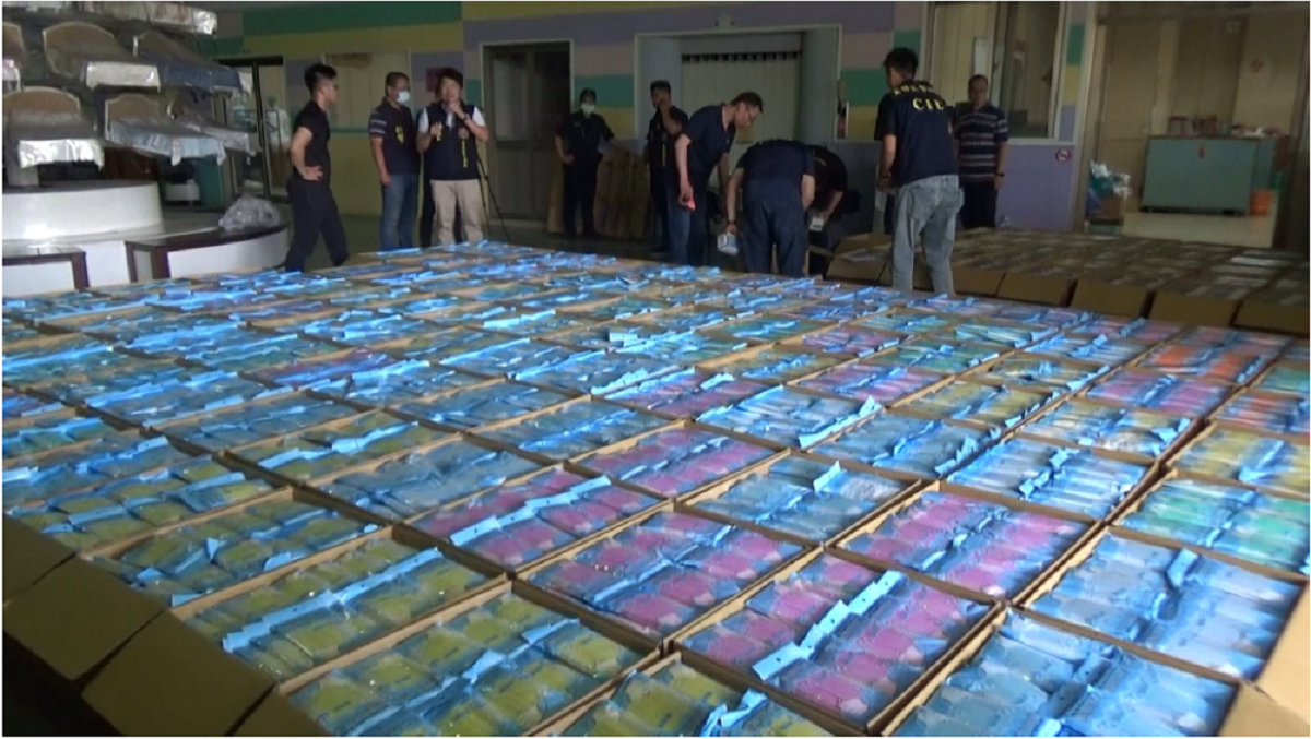 影／雲林檢警查獲違法借名製造醫療口罩 - https://www.watchmedia01.com