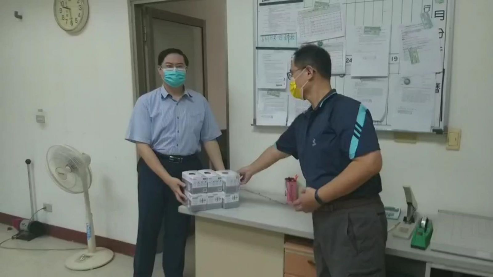 影／口罩業者捐贈口罩給波麗士大人！感恩有您「罩得住」 - https://www.watchmedia01.com