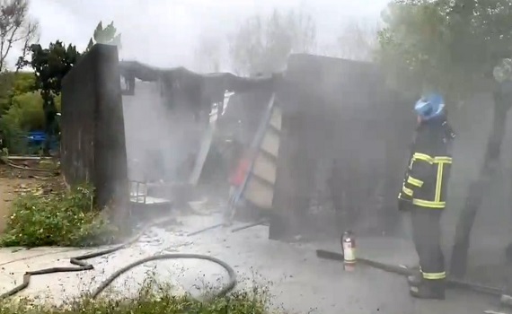嘉義東石煙火工廠驚傳爆炸　幸僅1移工燒燙傷 - https://www.watchmedia01.com