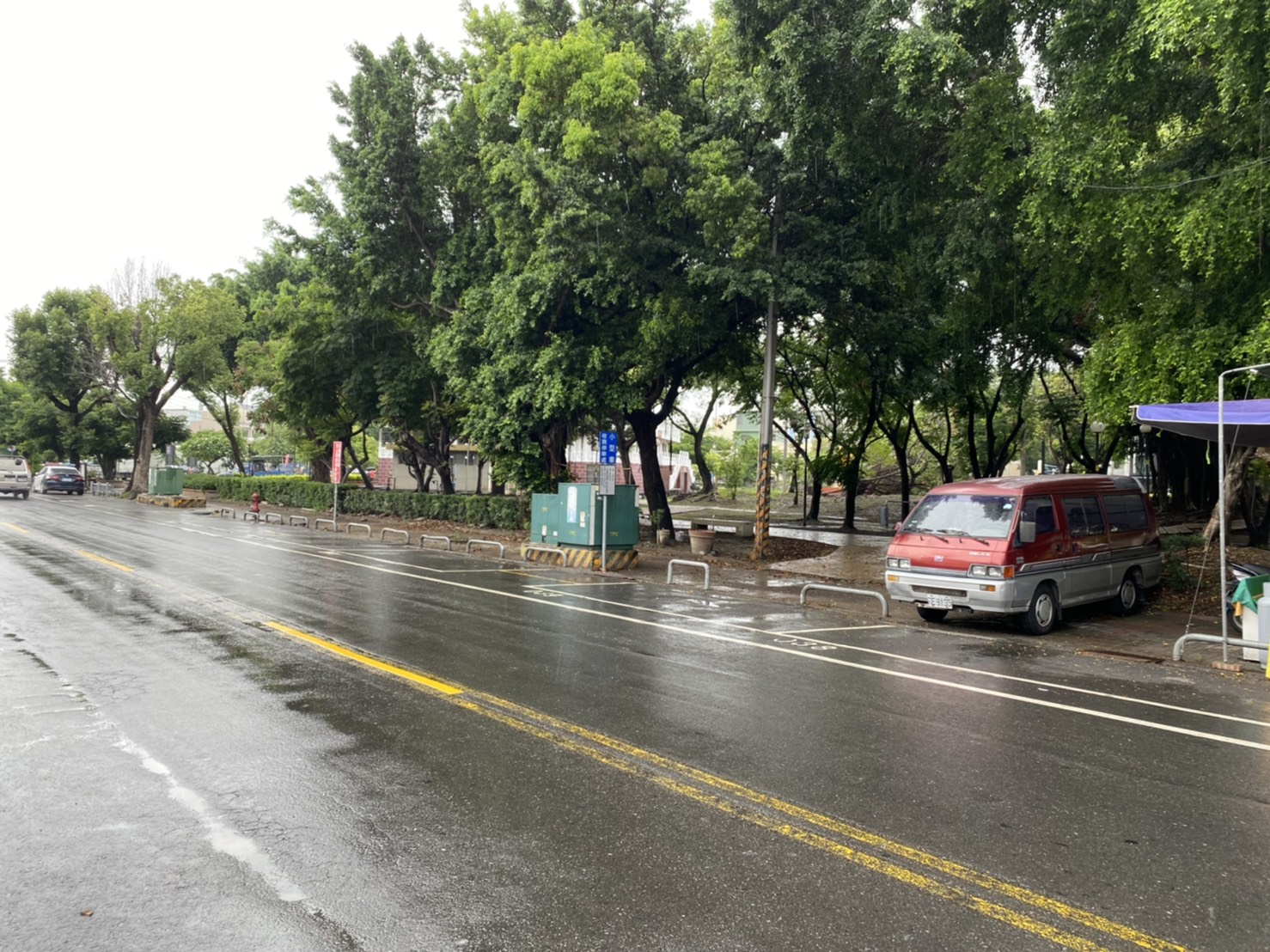 影／彰警勸導市場周邊違規設攤　6 月10日開始執行告發 - https://www.watchmedia01.com