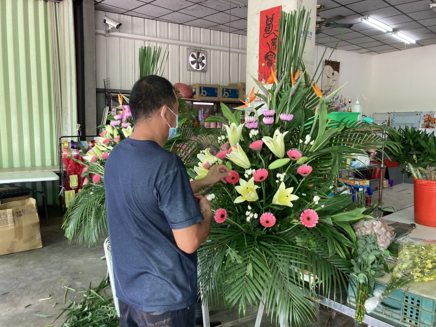 疫情嚴峻　花卉購買量雪崩花農無語問蒼天 - https://www.watchmedia01.com