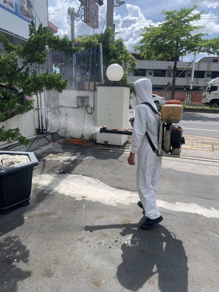 影／防疫把關！基金會捐贈零接觸智慧防疫自助機給永靖鄉公所 - https://www.watchmedia01.com