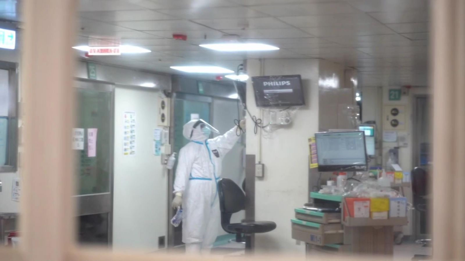 影／疫情悲歌！確診老翁治癒卻成人球　北病南送竟回不了家 - https://www.watchmedia01.com