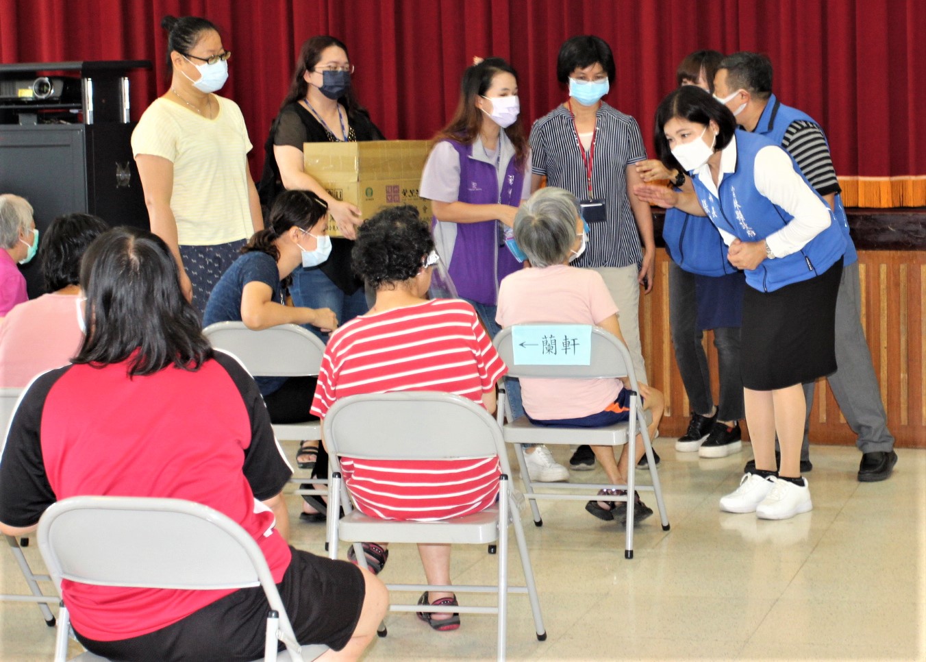 啟動身心障礙施打疫苗 張麗善前往雲林教養院關懷及贈防疫物資 - https://www.watchmedia01.com