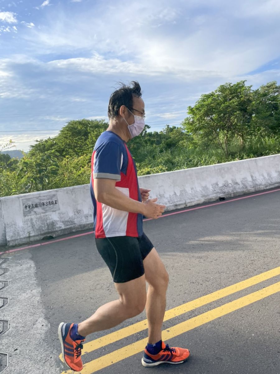 戴口罩運動會缺氧? 這幾類人應避免 - https://www.watchmedia01.com