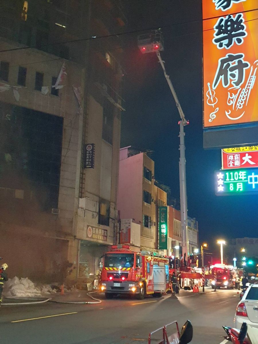 影 /不知能跑還是不能跑?彰化防疫旅館火警罹難者生前影音畫面曝光 - https://www.watchmedia01.com