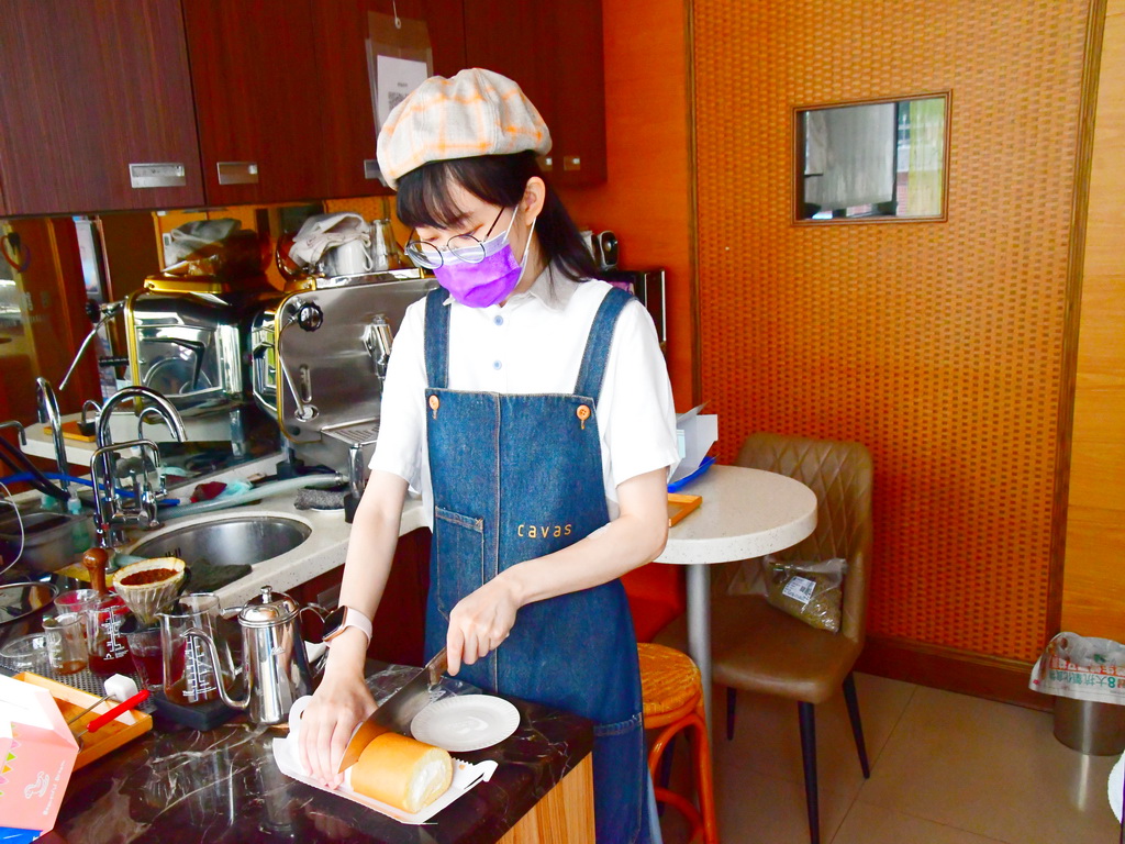 藍帶女孩的咖啡與蛋糕鼓勵青年創業 林世賢市長推薦家鄉好滋味 - https://www.watchmedia01.com