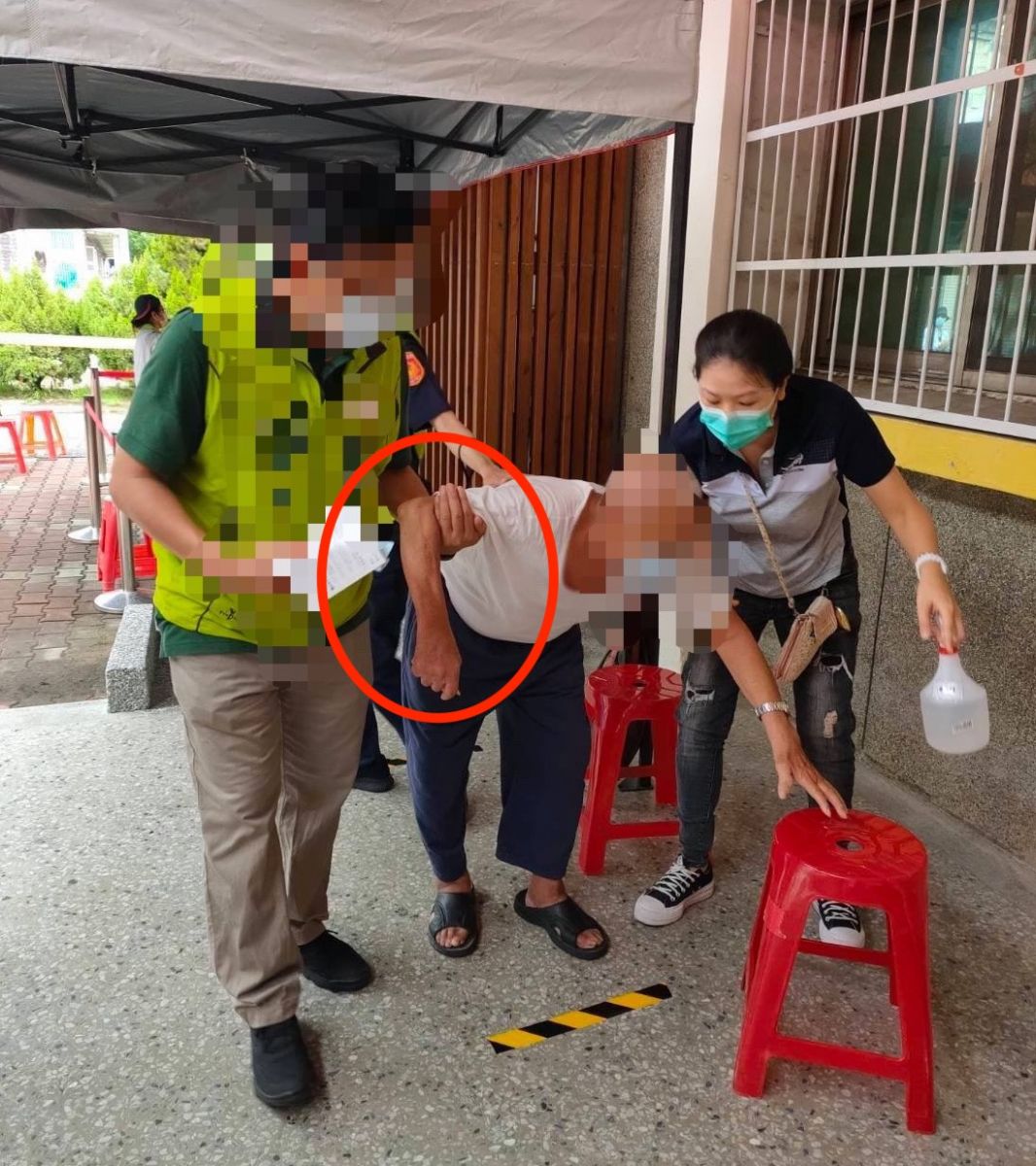 扯！疫苗施打站竟變成選舉場 民眾痛批「想害死人」 - https://www.watchmedia01.com