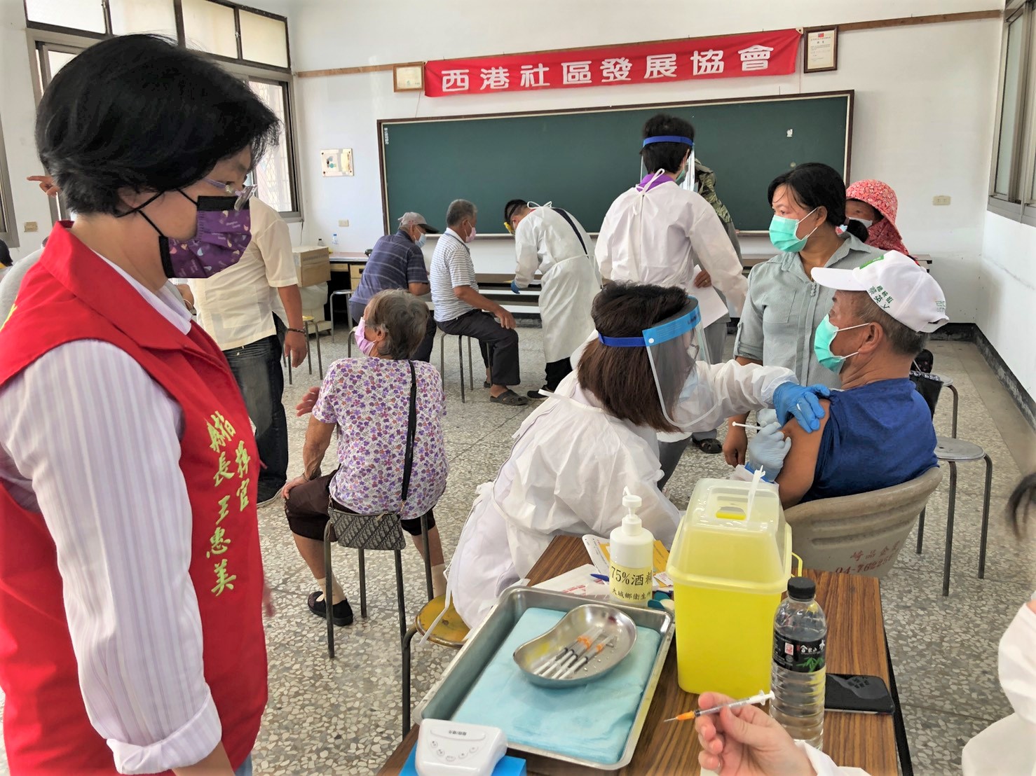 影／施打莫德納疫苗　全縣264個接種站啟動快打持續到8日 - https://www.watchmedia01.com
