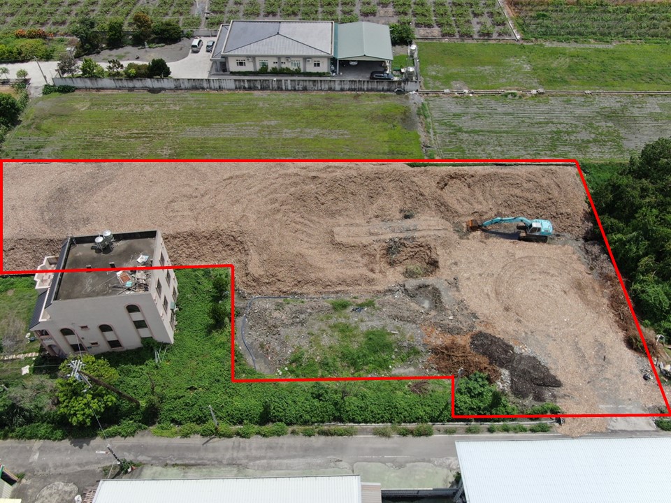 影／3000噸廢木材混合物堆置溪州鄉農地　彰化縣環保局移送地檢署偵辦 - https://www.watchmedia01.com