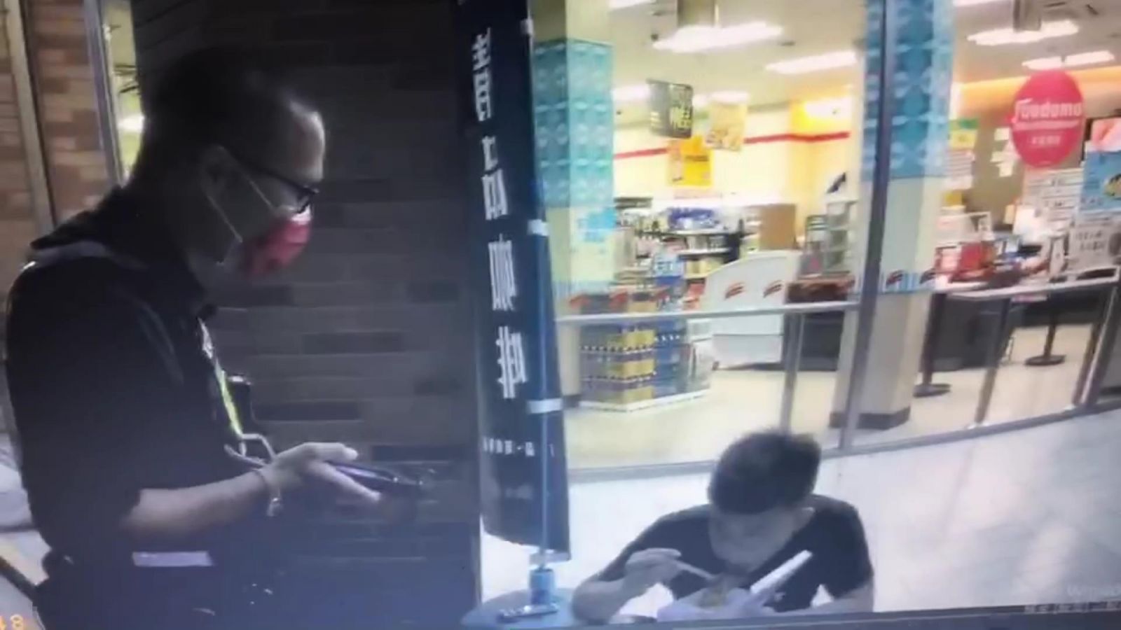 影／天價便當！男子未戴口罩吃便當遭開罰萬二元 - https://www.watchmedia01.com