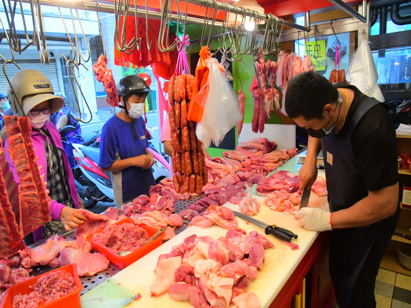 翻轉新經濟 肉舖攤商進駐員林中正商圈實體店面不受電商影響 - https://www.watchmedia01.com