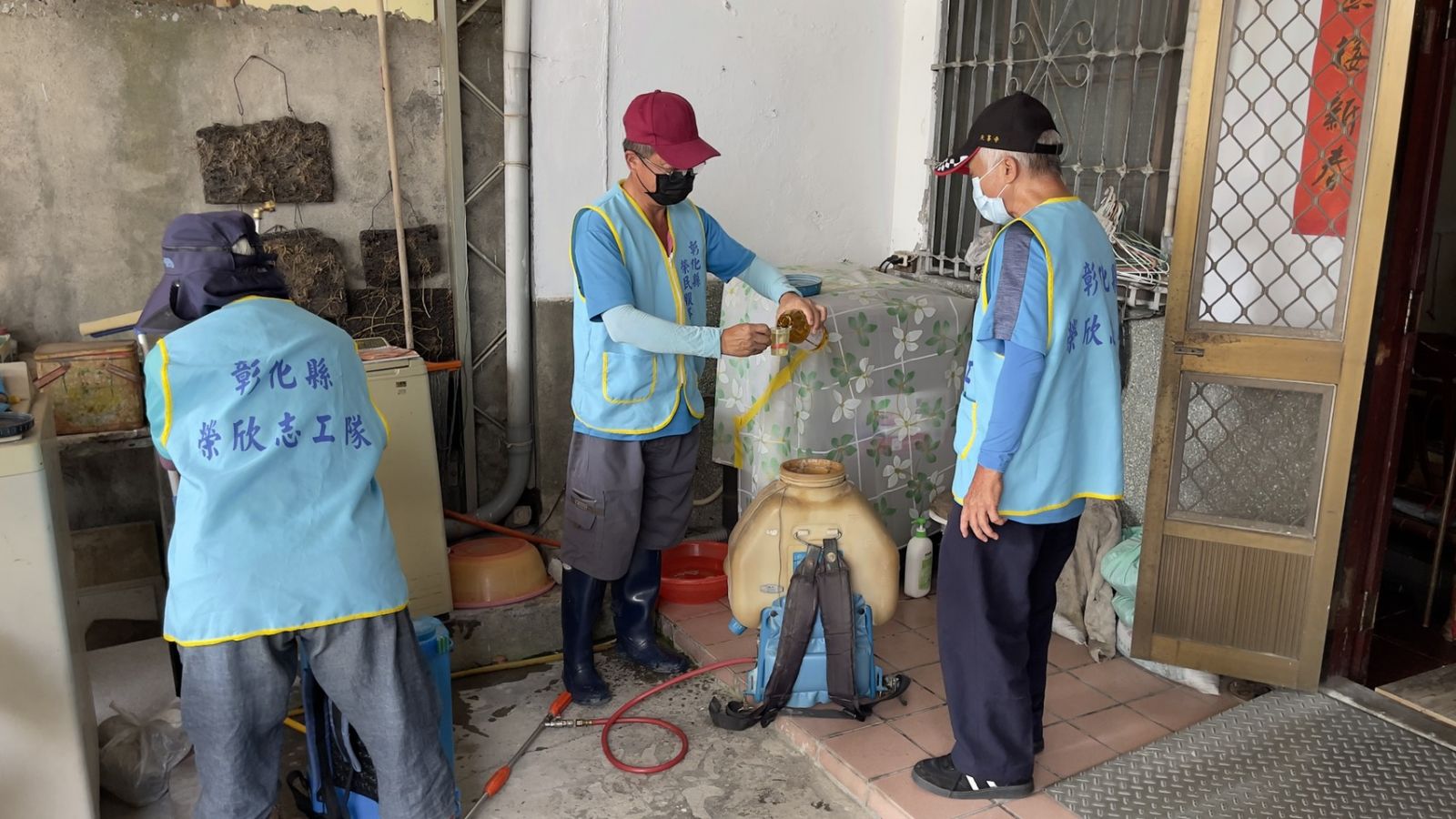 影／彰化榮欣志工關懷百歲獨居榮民 安裝熱水爐舒適又溫暖 - https://www.watchmedia01.com