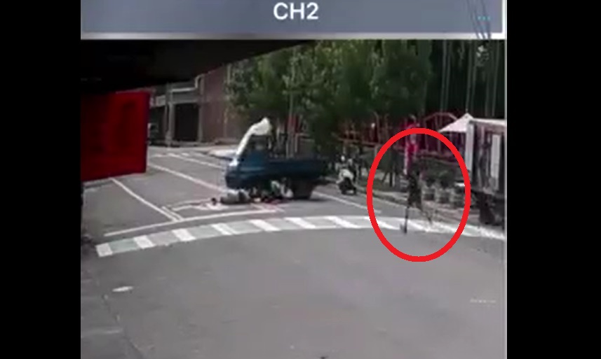 影／貨車迴轉女騎士閃避不及重傷家屬質疑肇事者態度　西螺警方：全案依規定辦理 - https://www.watchmedia01.com