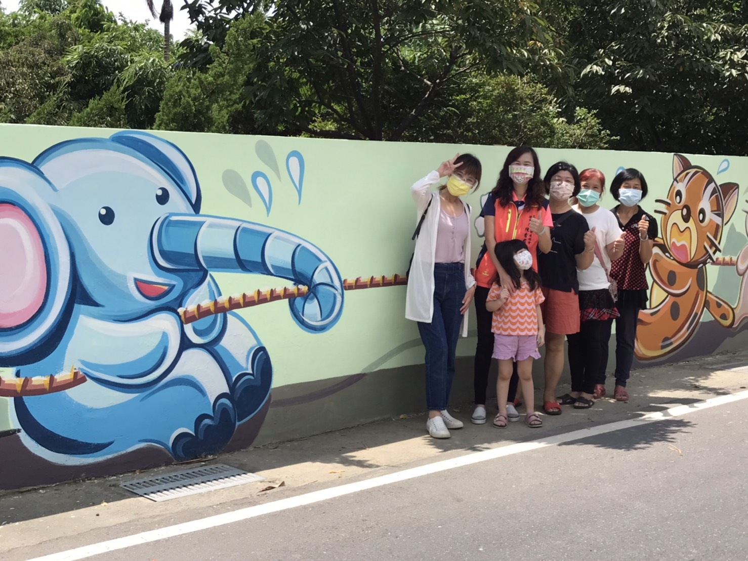 影／花壇文德社區街角巷弄彩繪牆成為新打卡秘境景點 - https://www.watchmedia01.com