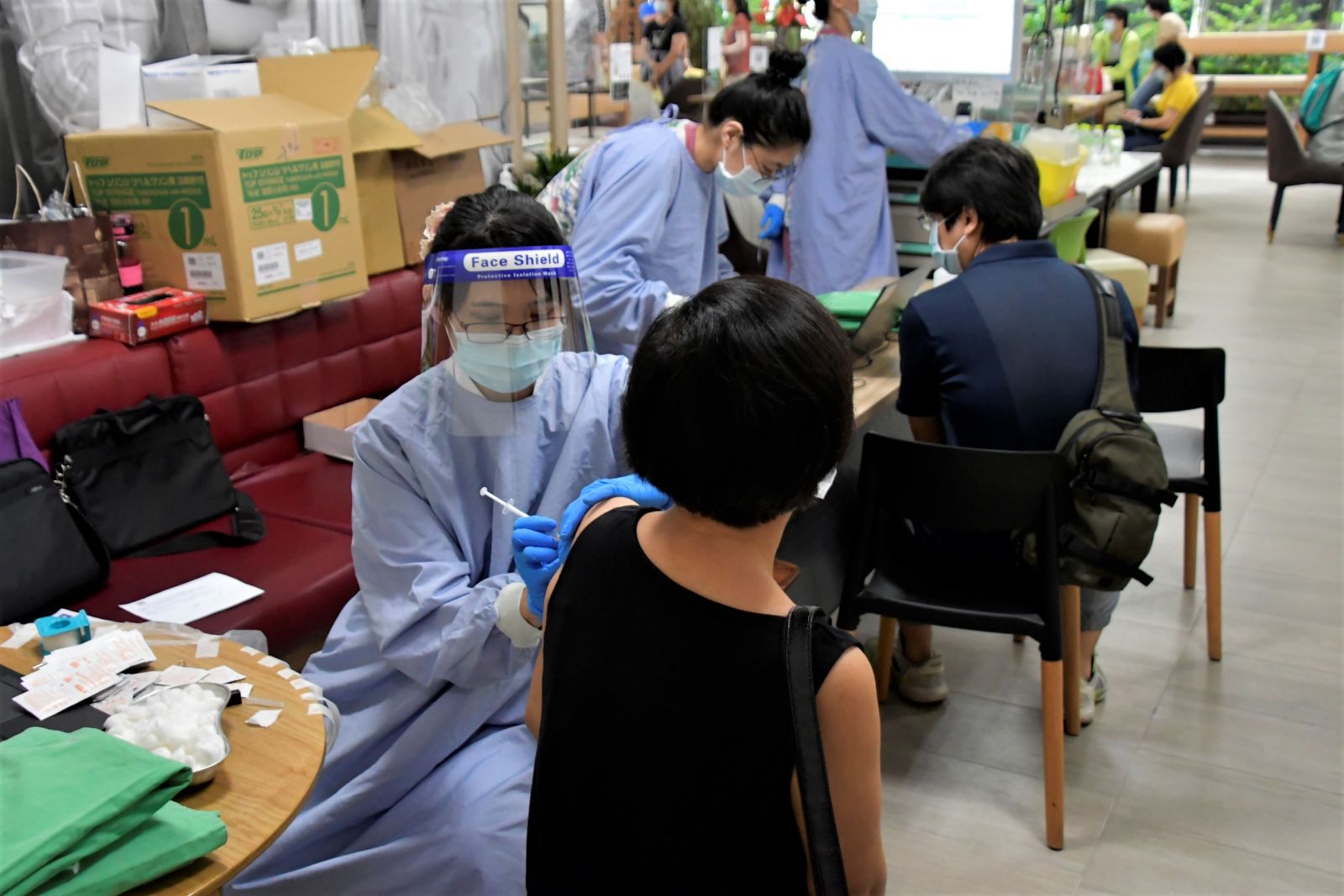 影／彰化縣第三輪預約注射1萬7,604人 - https://www.watchmedia01.com