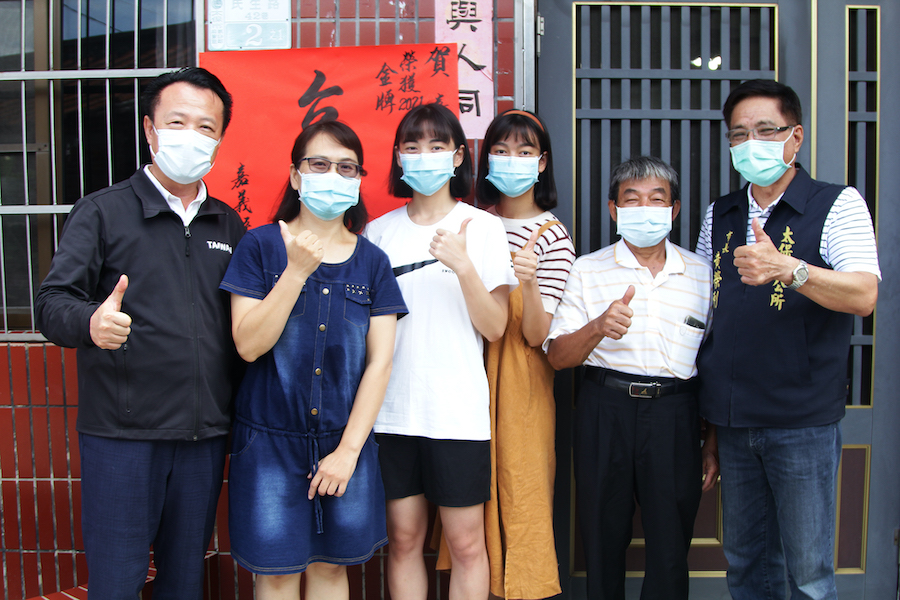 台灣之光　嘉中學生杞亮昀、吳家愷獲國際生物奧林匹亞競賽金牌 - https://www.watchmedia01.com