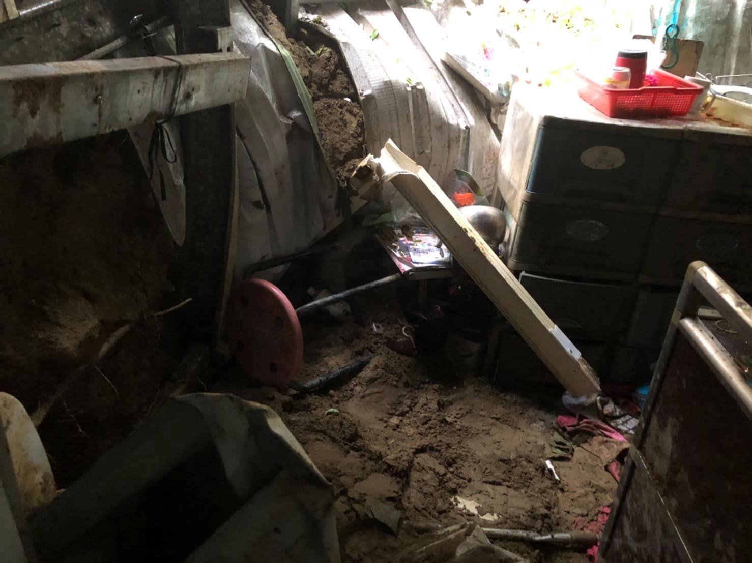 影／豪大雨水往屋內湧　農田一片汪洋作物飄流 - https://www.watchmedia01.com