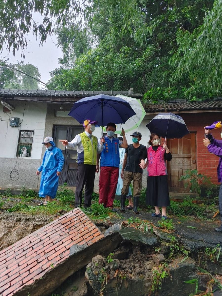 土石流災情毀2民宅　彰化市民宅圍牆滑落及路基掏空 - https://www.watchmedia01.com