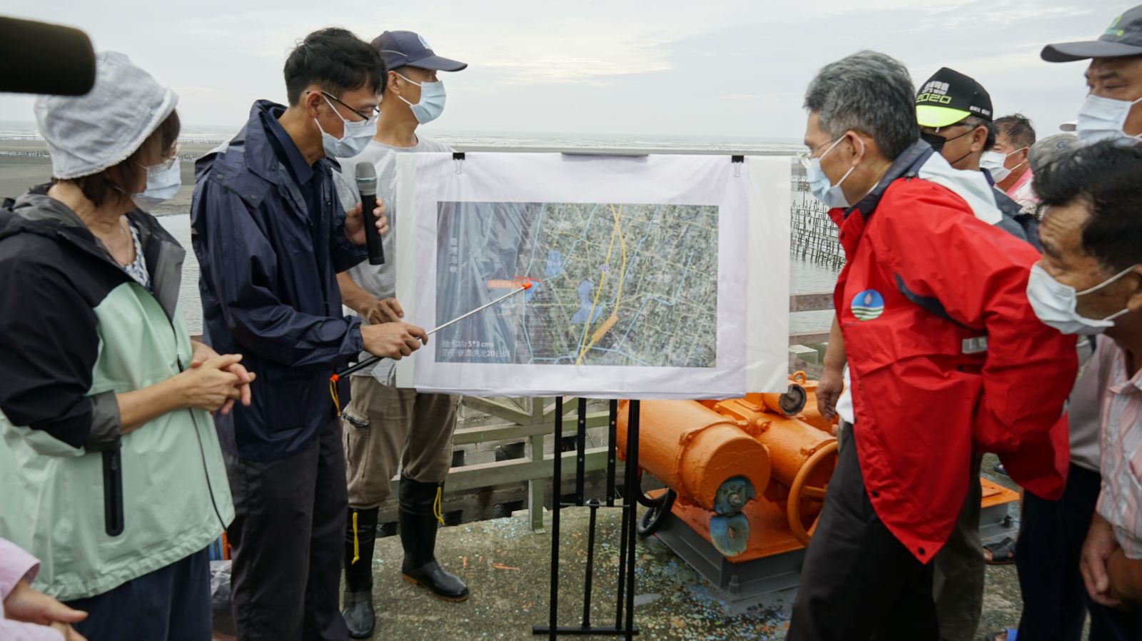 影／為雲林沿海鄉鎮淹水把脈　蘇治芬邀署長賴建信會勘災區 - https://www.watchmedia01.com