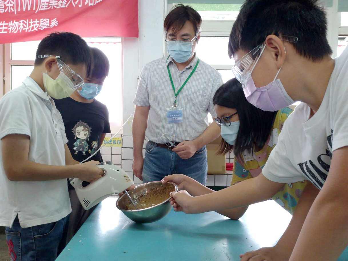 大手牽小手找「茶」趣！豐崙國小舉辦茶主題營隊 - https://www.watchmedia01.com