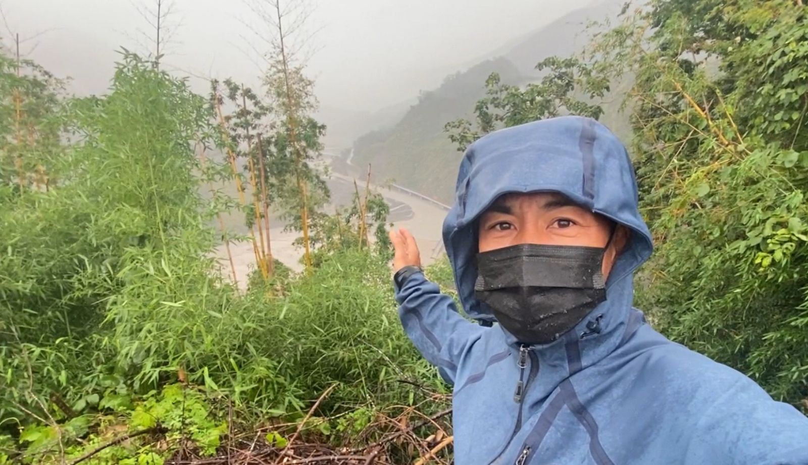 獨家直擊／記者進山區制高點　目睹工程人員因玉穗溪山洪爆發撤離驚險畫面 - https://www.watchmedia01.com