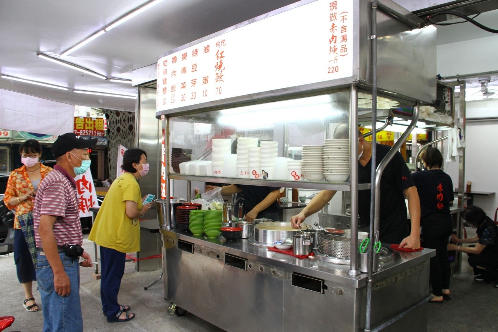 在家也能吃到熱熱的傳統美食　三重現做赤肉焿外送服務成後疫情好選擇 - https://www.watchmedia01.com