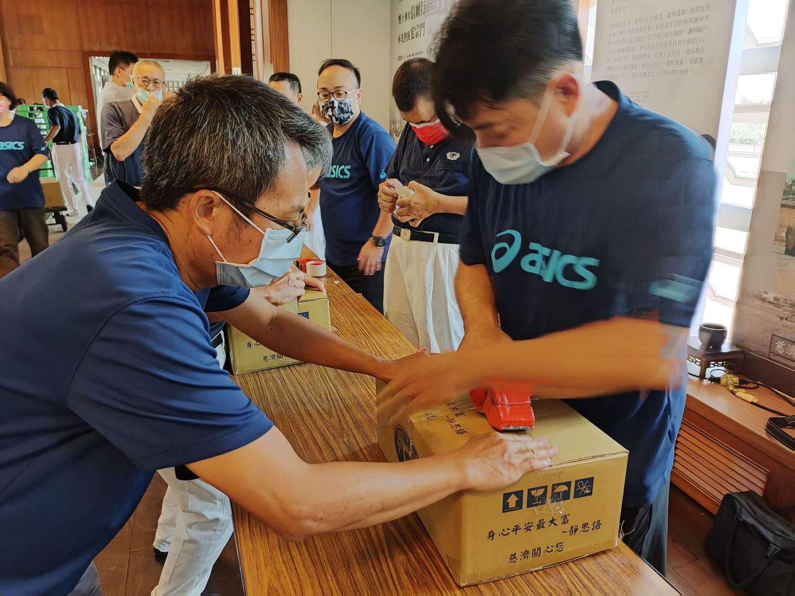 慈濟打包近萬份安心生活箱　提供彰化弱勢家庭暑期營養 - https://www.watchmedia01.com
