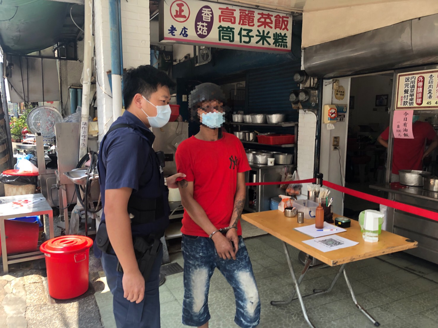 媽祖面前也敢搶　毒犯搶錢栽了 - https://www.watchmedia01.com