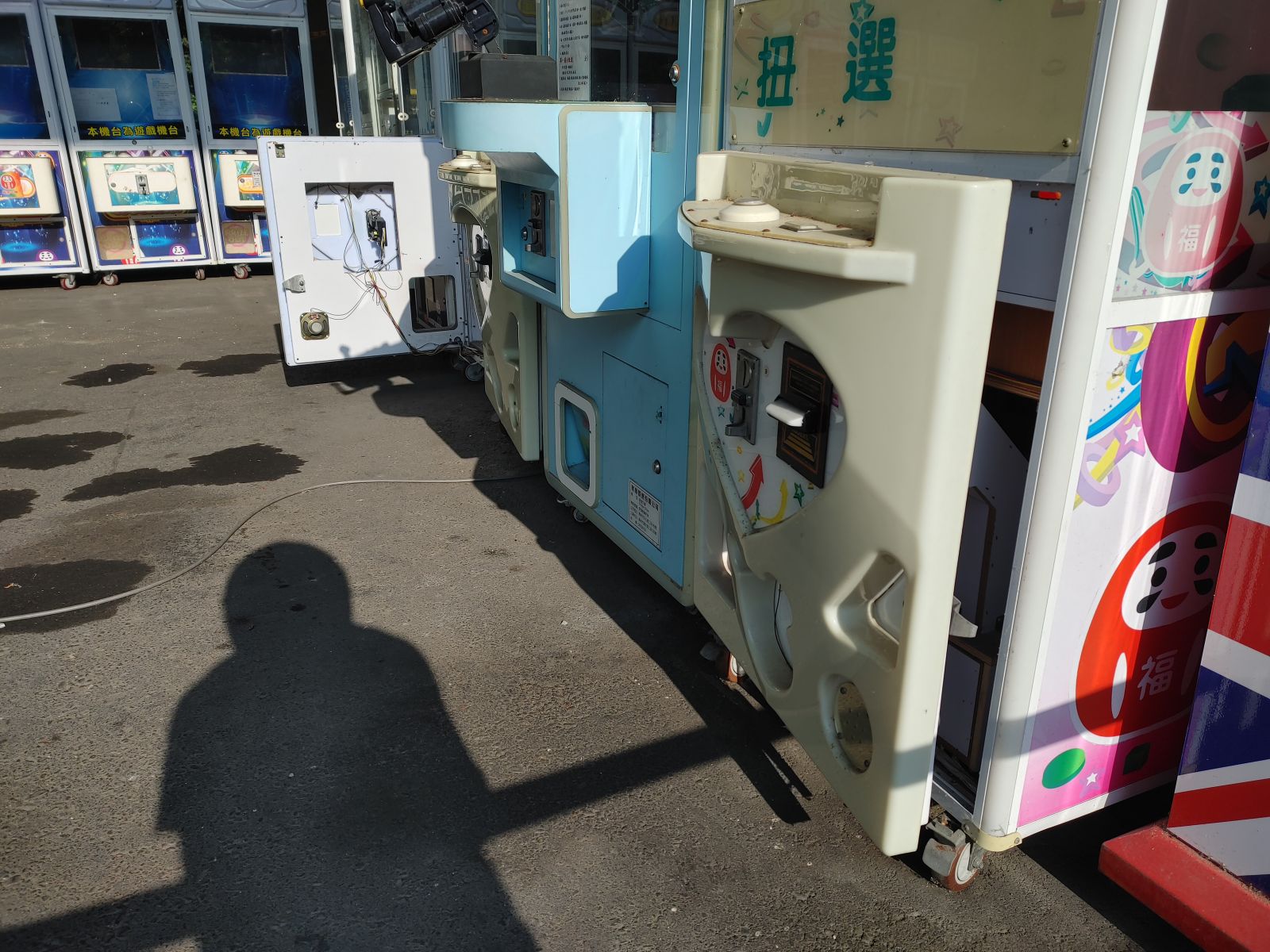開了警察來，不開小偷來！員林市夾娃娃機台遭破壞偷零錢 - https://www.watchmedia01.com