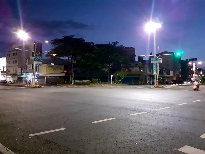 嘉市府強化路口夜間照明　提供路燈故障3通報管道 - https://www.watchmedia01.com