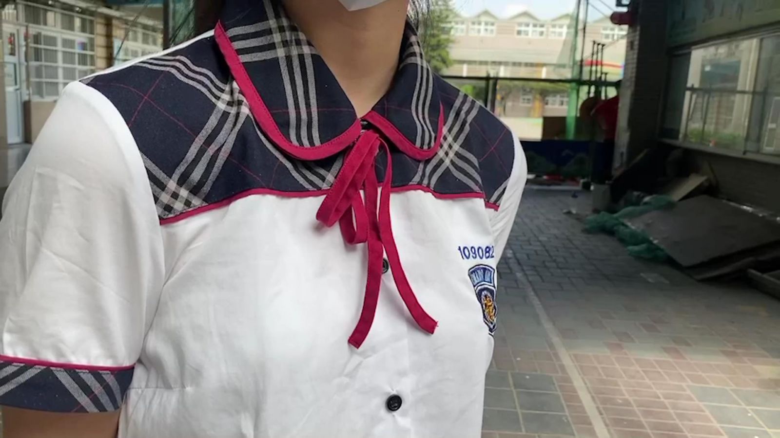 影／超尷尬！國高中生施打BNT疫苗先調查「目前是否懷孕」？ - https://www.watchmedia01.com